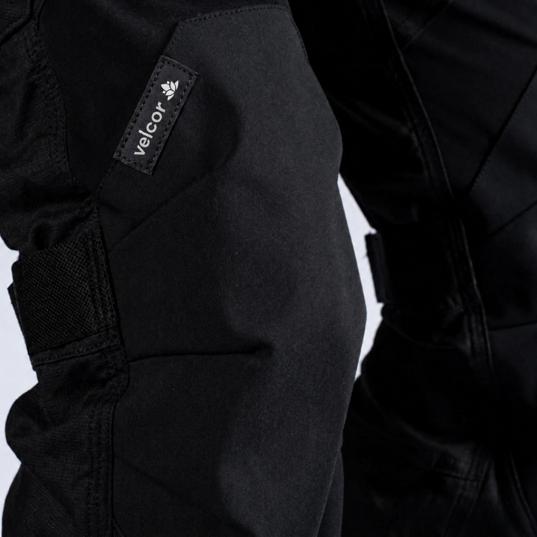 Ultra-durable work pants with 10 pockets